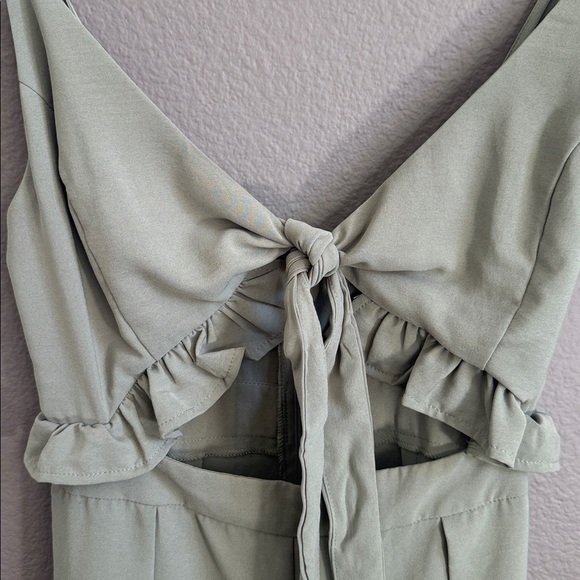 NWT L'ATISTE Sage Tie-Front Jumpsuit - Picture 3 of 9